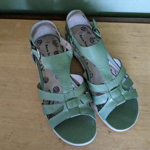 Bear Traps Green Sandals